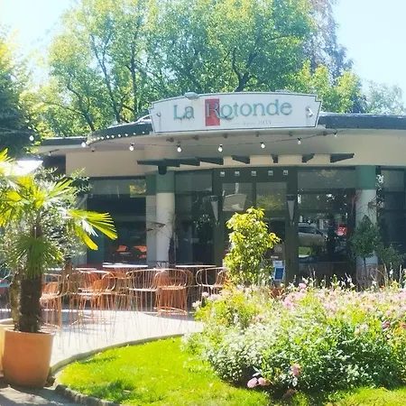 Hortensia 2 Etoiles Dans Maison De A 400m Du Centre