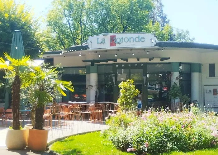 Hortensia 2 Etoiles Dans Maison De A 400m Du Centre